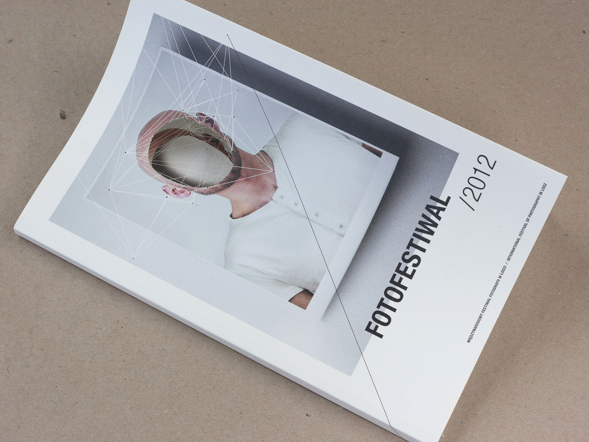 Identyfikacja wizualna i oprawa graficzna festiwalu fotografii Fotofestiwal w Łodzi